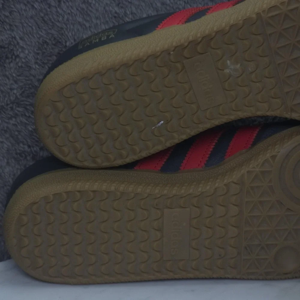Adidas Samba Shoes Mens Size 8.5 Black Red Leather Gum Sole Soccer Sneakers